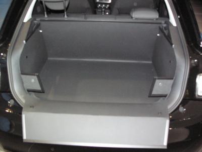 Kofferraumwanne für Audi A1 ab 2011, Boden liegt tief.