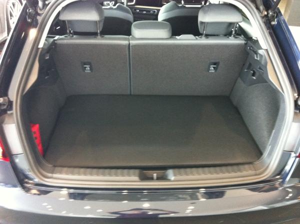 Kofferraumwanne Fabia Limousine. Die Professionelle.