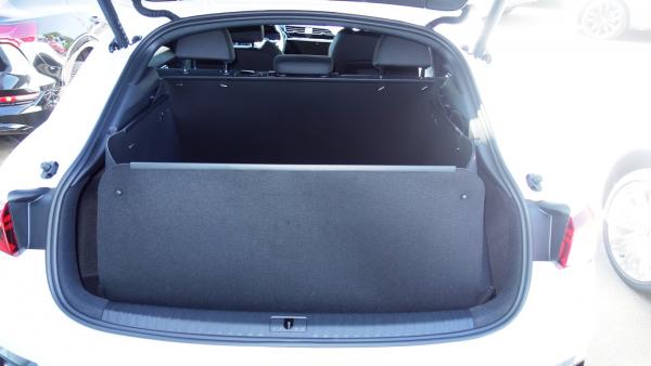 Ein Kofferraumschutz für Audi Q3 , der keine Fläche ungeschützt lässt