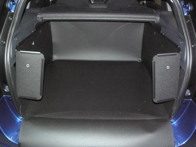 Passgenaue Kofferraumwanne für Dacia Logan MCV, der professionelle Kofferraumschutz gegen Schmutz, Nässe und Beschädigung