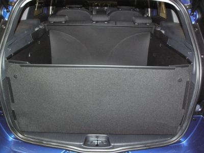 Passgenaue Kofferraumwanne für Dacia Logan MCV, der professionelle Kofferraumschutz gegen Schmutz, Nässe und Beschädigung