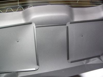 Passgenaue Kofferraumwanne für Ford Kuga, der hohe Kofferraumschutz gegen Schmutz, Nässe und Beschädigung