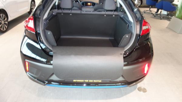 Besonderer Schutz für die Ladekante und die Stoßstange von Hyundai IONIQ / IONIQ Hybrid