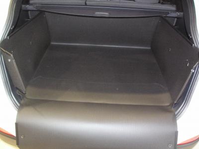 Der hohe Kofferraumschutz für Hyundai ix35,  Profi-Kofferraumwanne gegen Schmutz, Nässe und Beschädigung