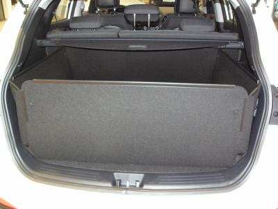 Der hohe Kofferraumschutz für Hyundai ix35,  Profi-Kofferraumwanne gegen Schmutz, Nässe und Beschädigung