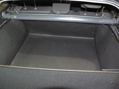 Der hohe Kofferraumschutz für Hyundai i40 cw,  passgenaue Kofferraumwanne gegen Schmutz, Nässe und Beschädigung