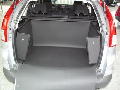 Passgenaue Kofferraumwanne für Honda CR-V, der hohe Kofferraumschutz gegen Schmutz, Nässe und Beschädigung