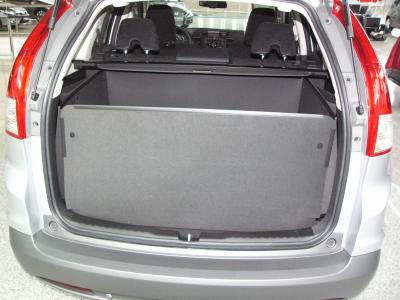 Passgenaue Kofferraumwanne für Honda CR-V, der hohe Kofferraumschutz gegen Schmutz, Nässe und Beschädigung