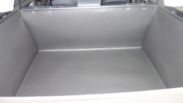 Kofferraumwanne, der Schutz, der den Kofferraum von Kia Sorento MQ4 schützt wie eine 2.Haur, die unverwüstlich ist und als würde sie zur Erstausstattung gehören