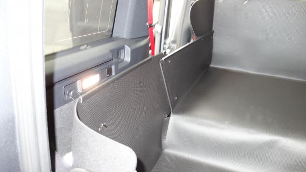 Robusterschutz für Mercedes G für beide Stufen im Kofferraum