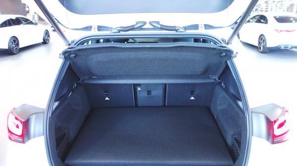 Kofferraumwanne GLA. Professioneller Rundumschutz gegen Schmutz und Beschädigung