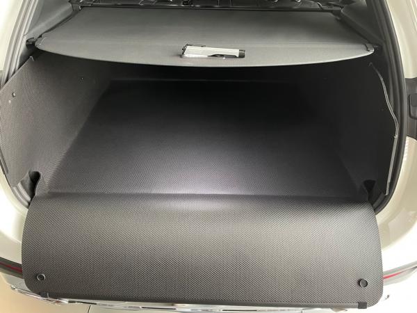 Ein Kofferraumschutz, der sofort überzeugt für den neuen Mercedes GLC