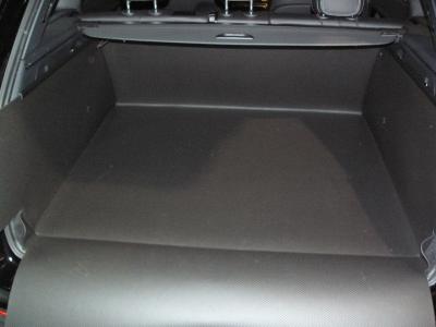 Kofferraumwanne GLC mit klappbarer Rückwand