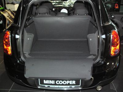 Kofferraumschutz für Mini Countryman,  passgenaue Kofferraumwanne hoch, gegen Schmutz, Nässe und Beschädigung