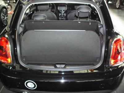 Hoher Kofferraumschutz für Mini 3 Türer,  Rückenlehne verstellbar