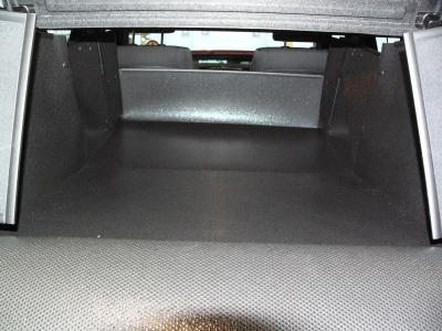 Kofferraumwanne Avensis