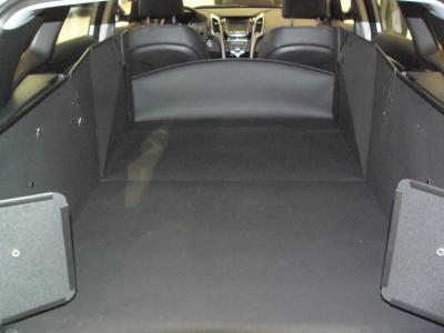 Kofferraumwanne für Hyundai i30 cw, L11 2in1. Der Schutz gegen Schmutz, Nässe und Beschädigung