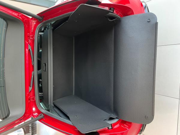 Kofferraumschutz Skoda Octavia Combi für tiefen Boden