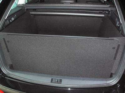 Kofferraumwanne Octavia Combi gegen Schmutz, Nässe und Beschädigung