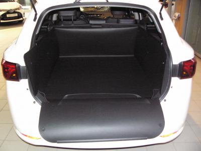 Kofferraumwanne Avensis