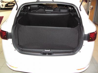 Kofferraumwanne Avensis