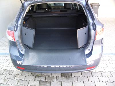 Kofferraumwanne Avensis