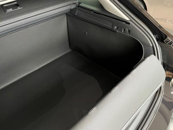 Was ein Maßanzug für einen Herrn, so ein Maßkofferraumschutz für VW Arteon Shooting Brake