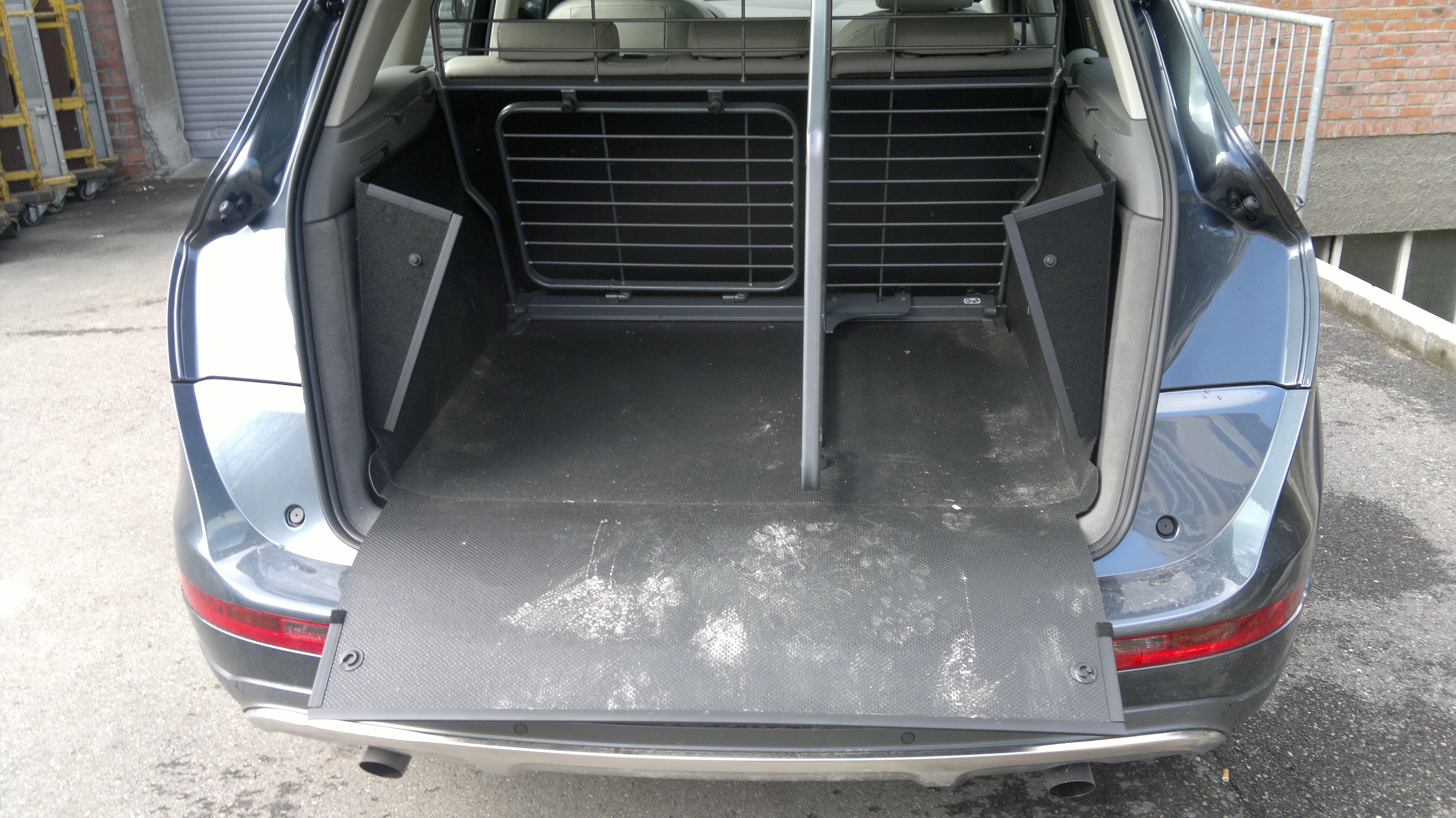 Kofferraumwanne Audi Q5: Der professionelle Kofferraumschutz