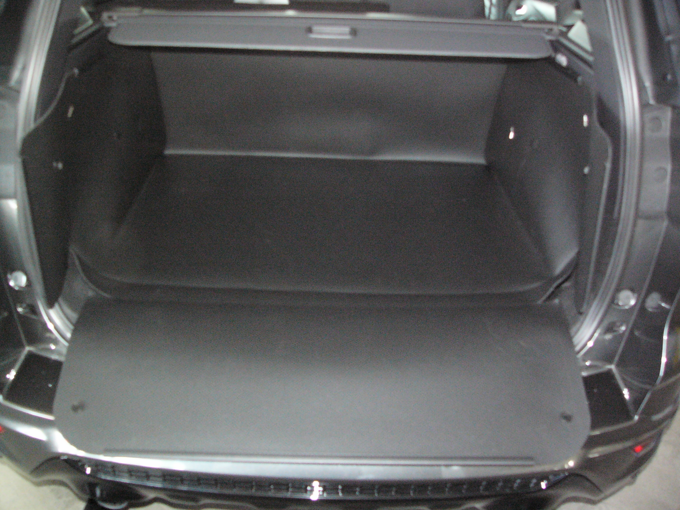 Passgenaue Kofferraumwanne für Ford Kuga, der hohe