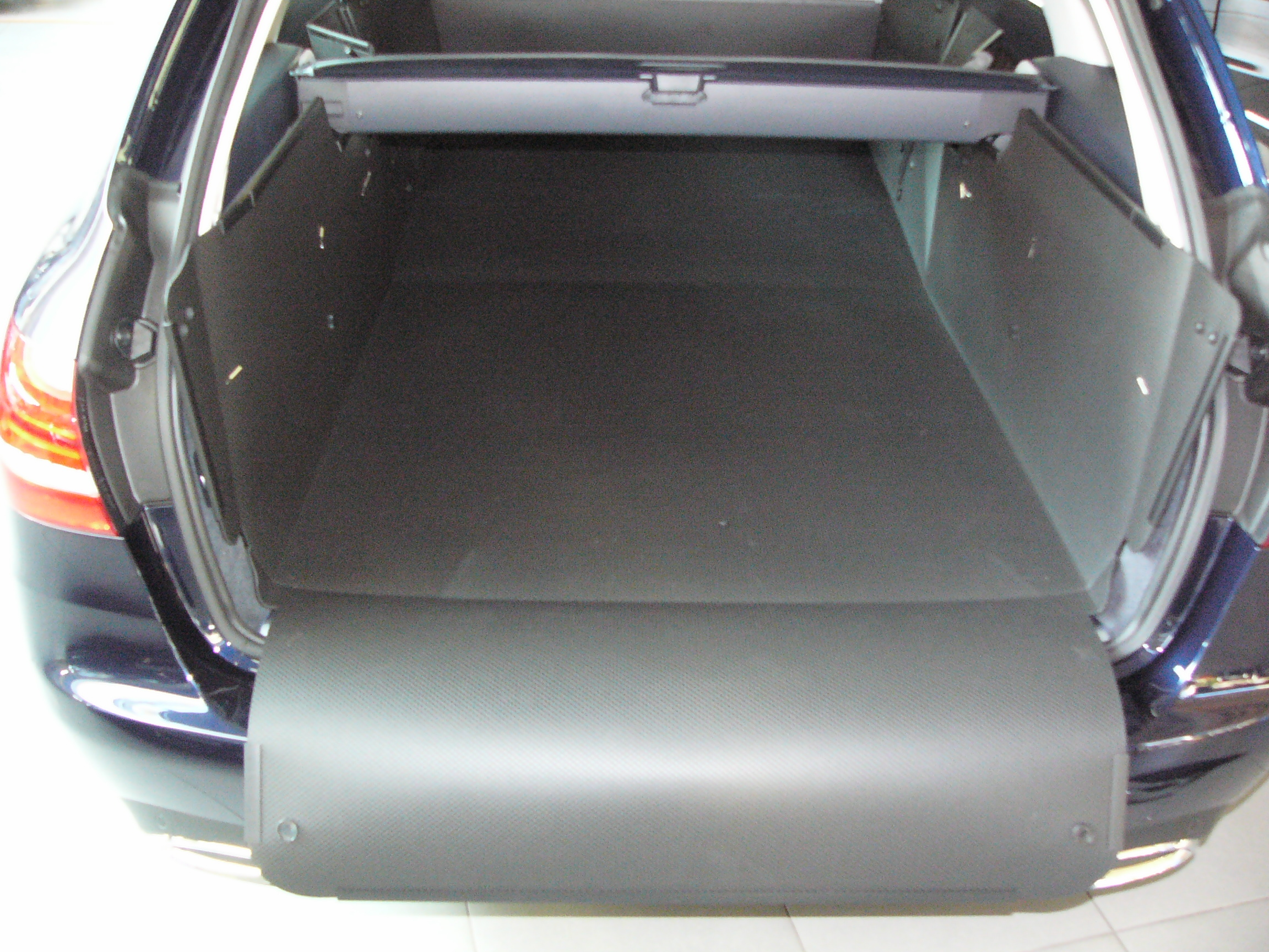 Kofferraumwanne, für Mercedes T-Modell Hundebox C-klasse