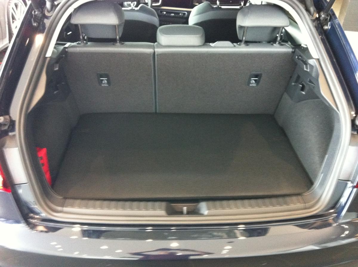 Kofferraumwanne Fabia Limousine. Die Professionelle.