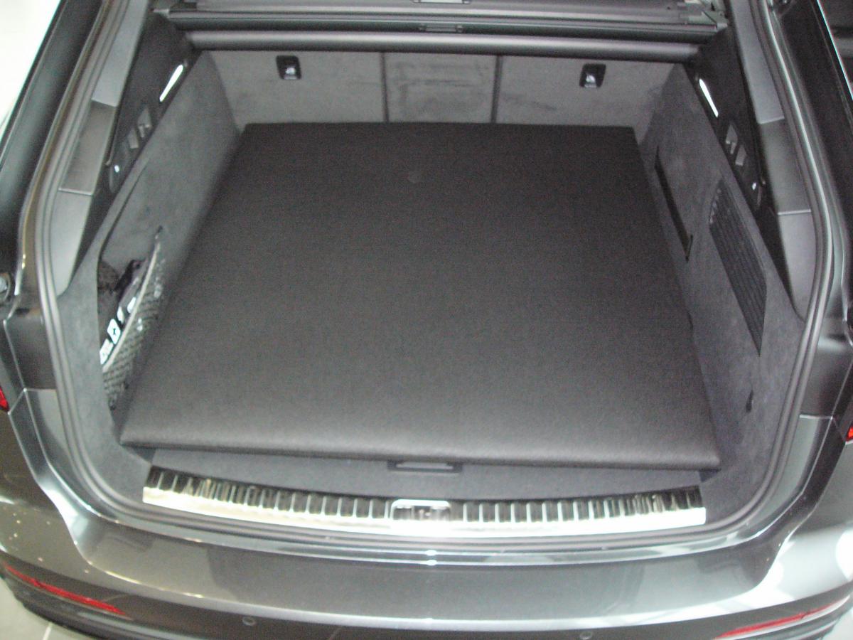 Wenn Sie den Kofferraumschutz nicht benötigen, nutzen Sie ihn als eine saubere und strapazierfähige Bodenmatte,.