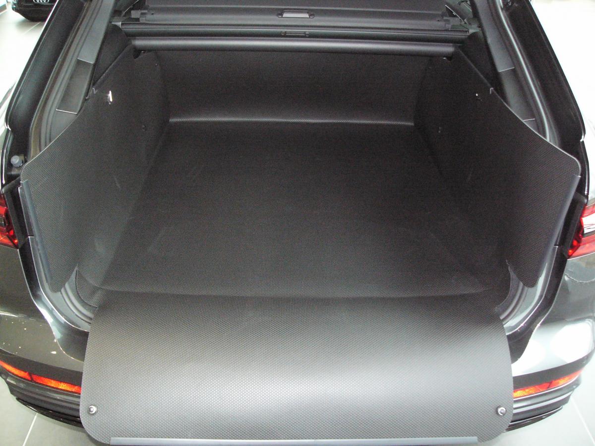 Der formstabile Kofferraumschutz schützt rundum den Kofferraum, einschließlich der Stoßstange