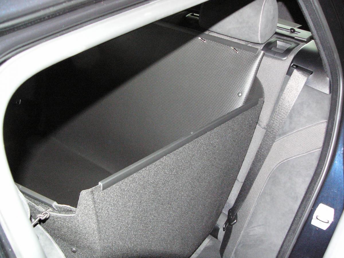 Hundebox für die Rücksitze,  BMW 5er Touring