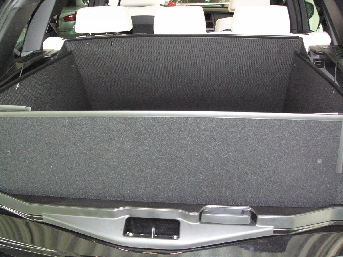 Kofferraumwanne für BMW X5, der professionelle Kofferraumschutz gegen Schmutz, Nässe und Beschädigung