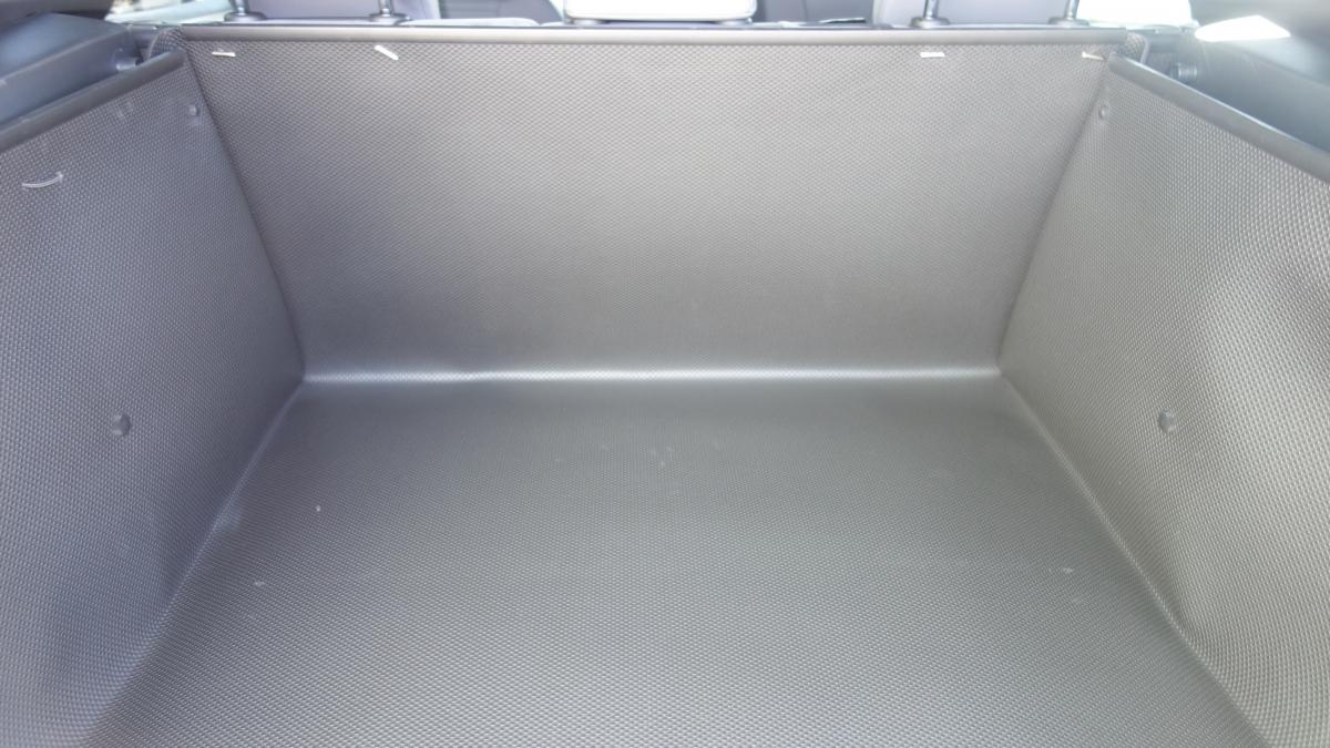 Professioneller Schutz für den Kofferraum von VW ID.4