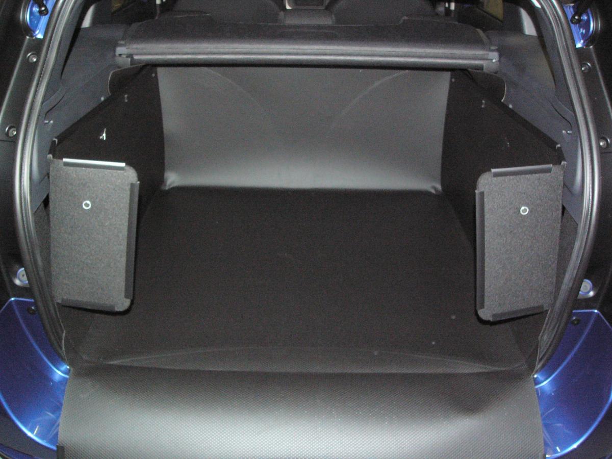 Passgenaue Kofferraumwanne für Dacia Logan MCV, der professionelle Kofferraumschutz gegen Schmutz, Nässe und Beschädigung