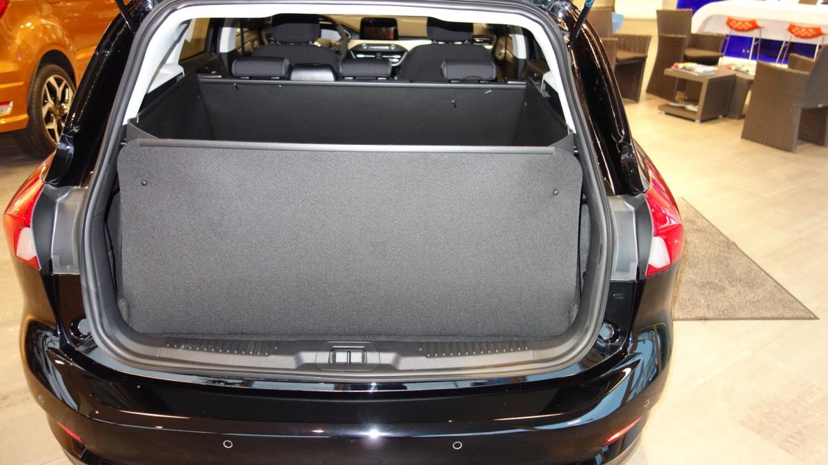 Kofferraumwanne für Ford Focus Sport, der! Schutz gegen Schmutz, Nässe und Beschädigung