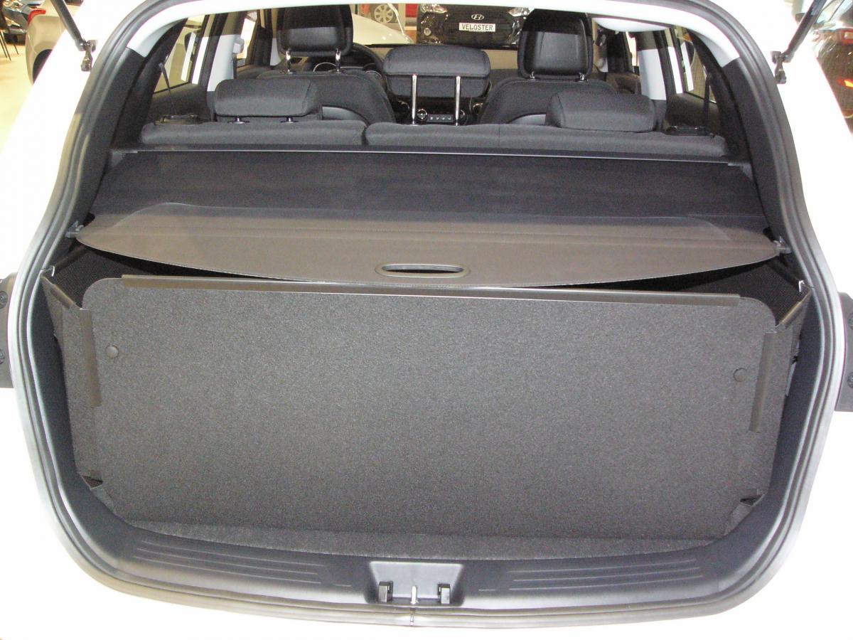 Der hohe Kofferraumschutz für Hyundai ix35,  Profi-Kofferraumwanne gegen Schmutz, Nässe und Beschädigung