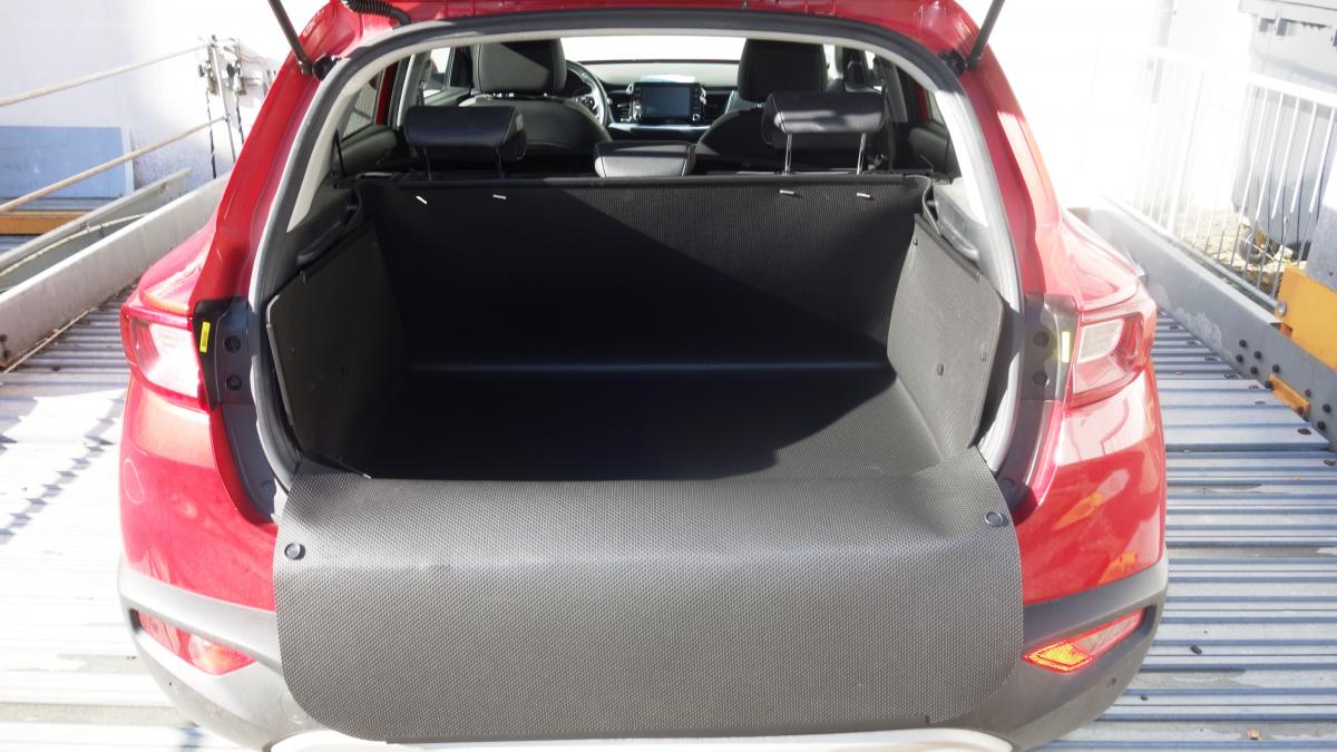 Kia Stonic 100% Schutz für den Kofferraum aber auch für die Stoßstange