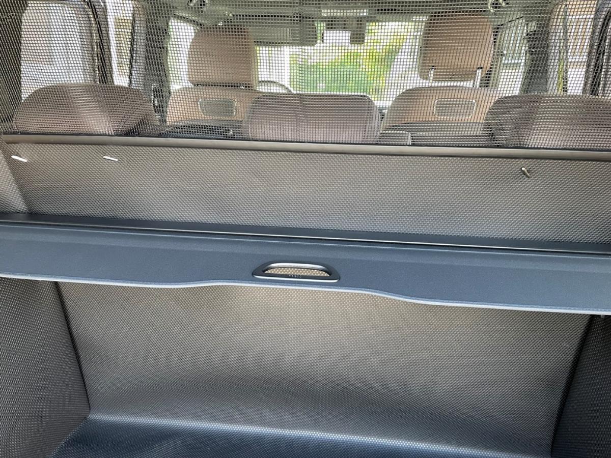 Ein Kofferraumschutz, der den Anforderungen einer G-Klasse voll entspricht.