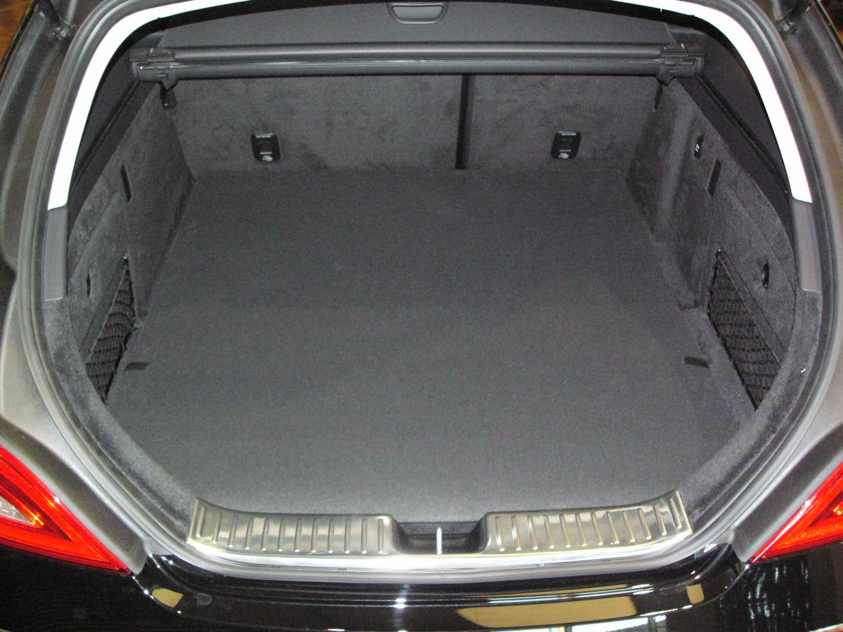 Kofferraumwanne CLS shooting brake, der robuste Schutz mit dem Ambiente eines Premiumklassefahrzeugs