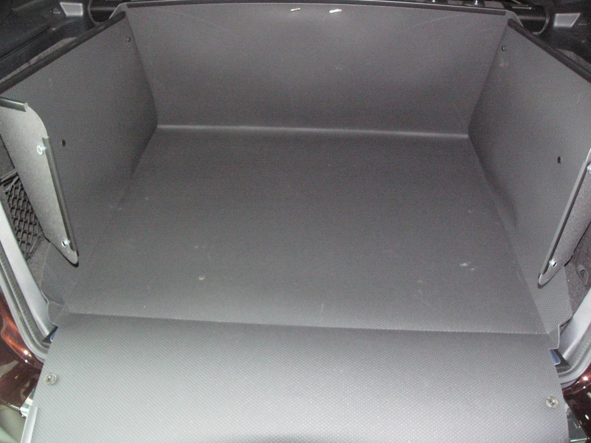 Kofferraumwanne GLK. Kompletter Schutz.