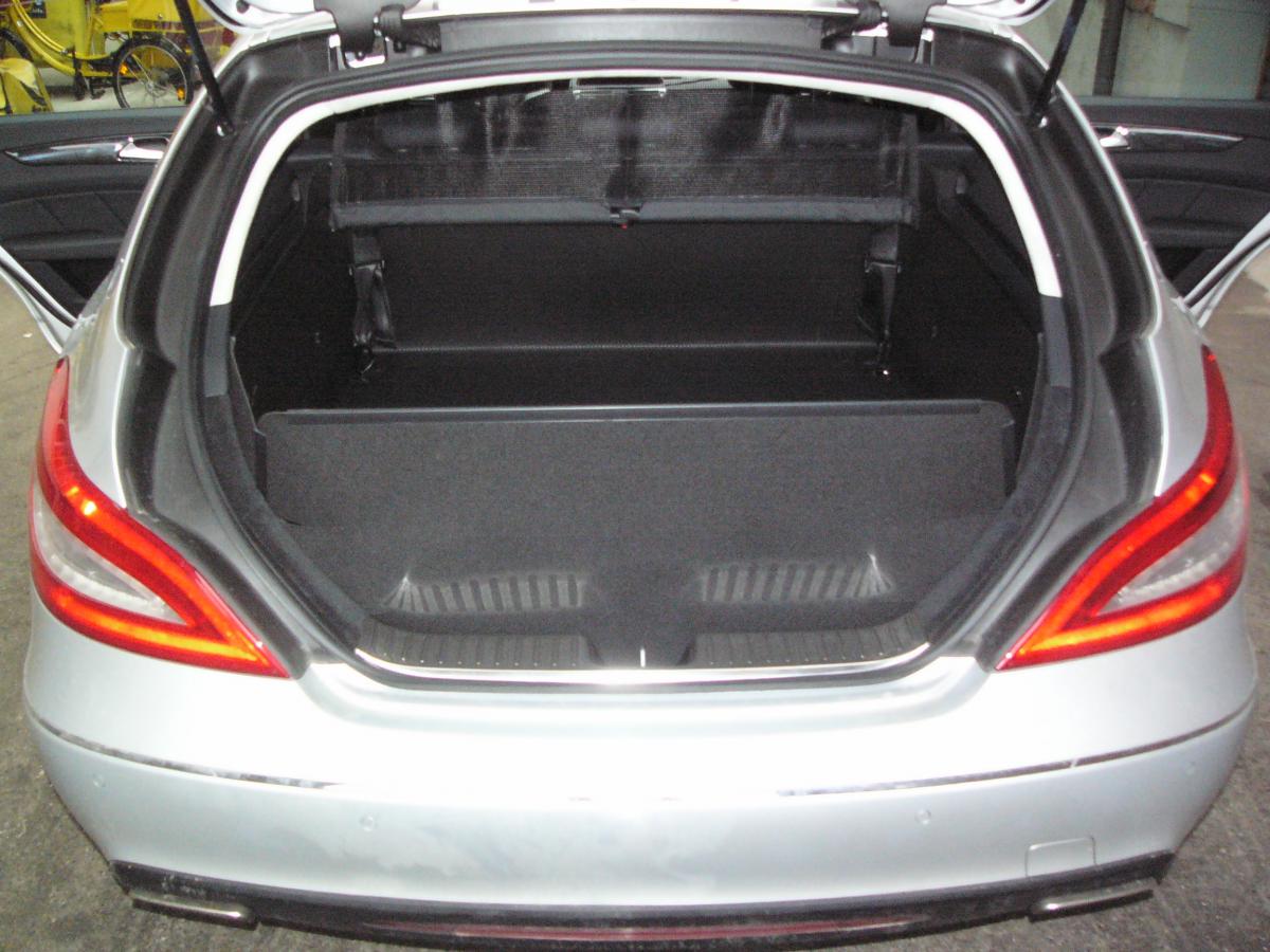 Kofferraumwanne CLS shooting brake
