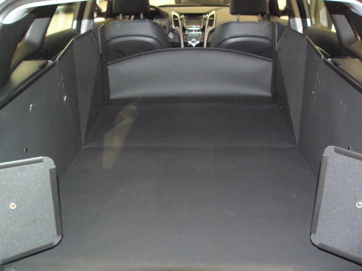 Hoher Kofferraumschutz für Land Rover Range Rover Sport,  passgenaue Kofferraumwanne gegen Schmutz, Nässe und Beschädigung