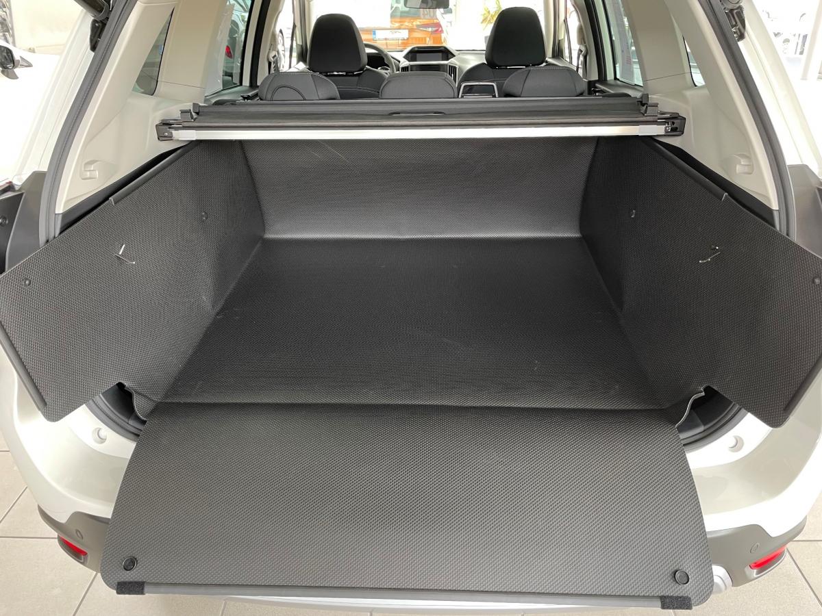 Besonders robuste kofferraumwanne Subaru Forester