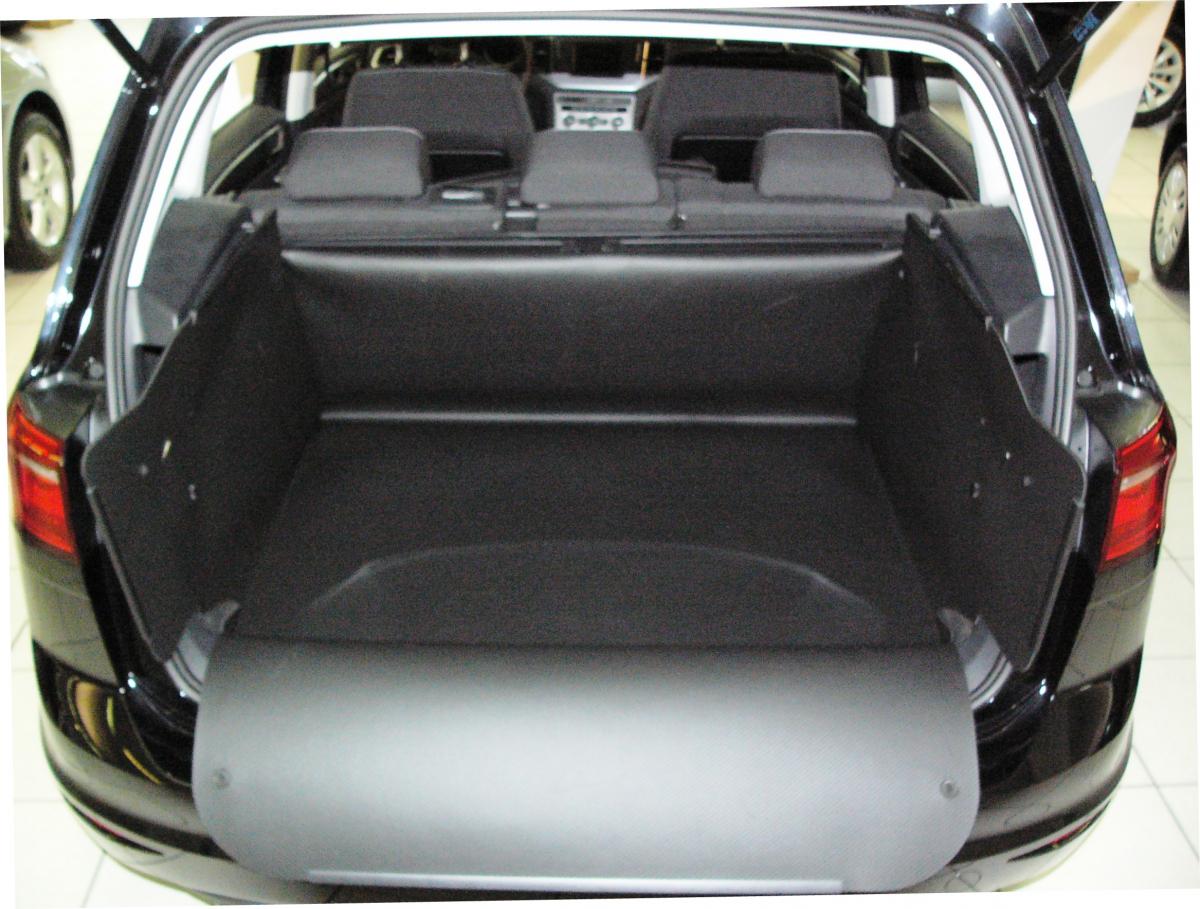 Kofferraumwanne Golf Sportsvan. 1. für Kofferraum, 2. gesamten Laderaum