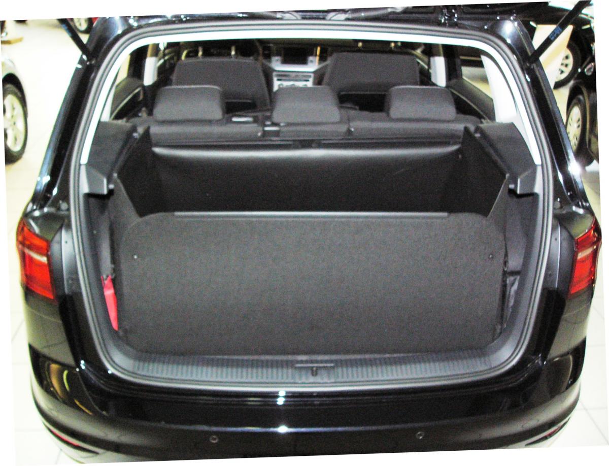 Kofferraumwanne Golf Sportsvan. 1. für Kofferraum, 2. gesamten Laderaum