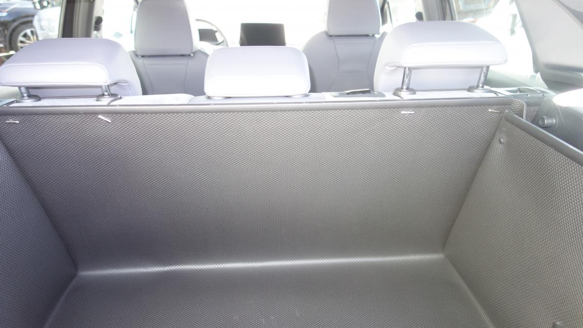 Ein Kofferraumschutz für VW ID.4 wie angegossen, eine professionelle Lösung für den Dauereinsatz