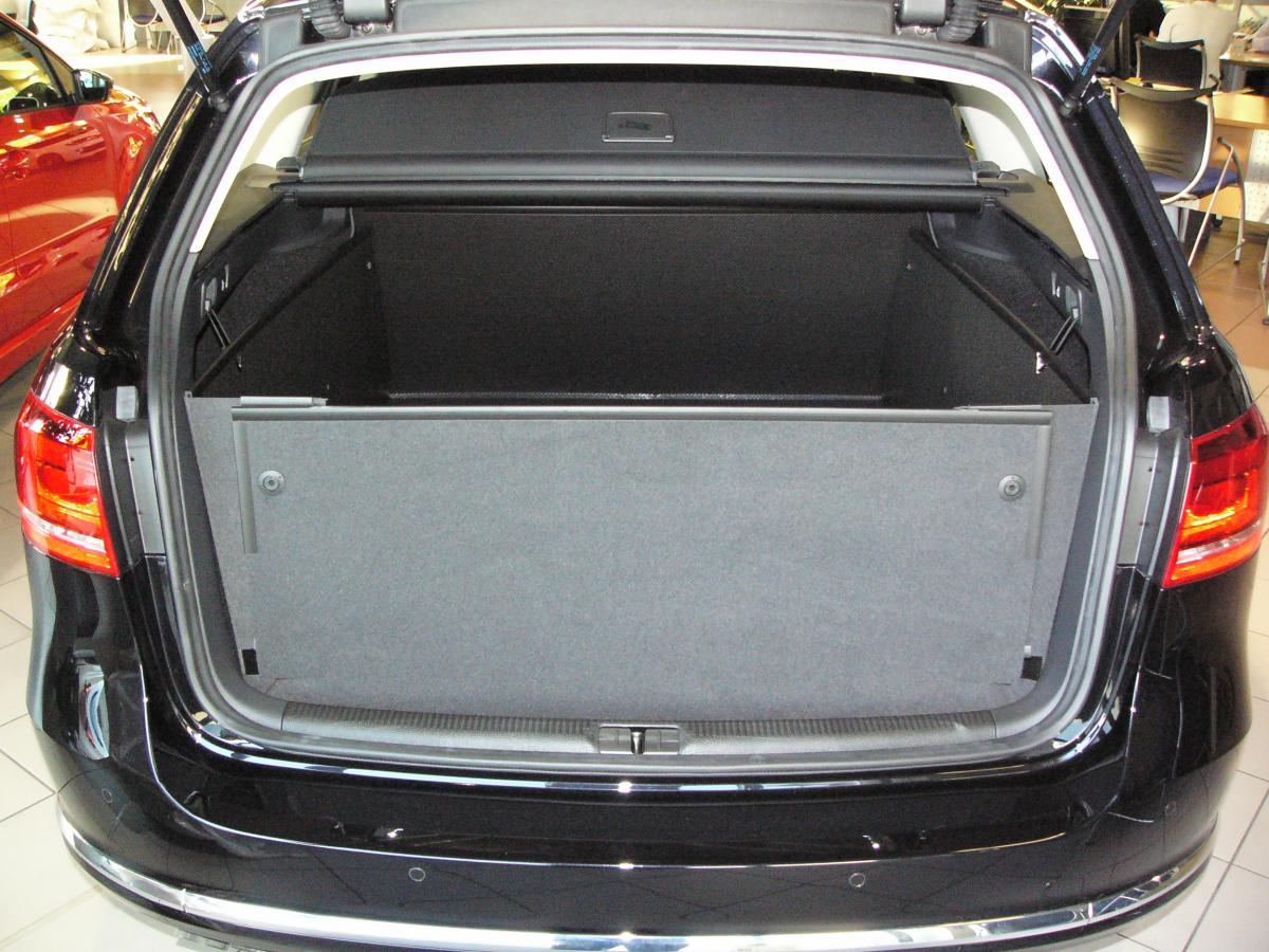 Kofferraumwanne Passat Variant